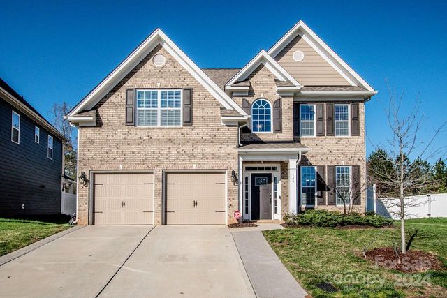 145 Candlelight Way, Mooresville, NC 28115