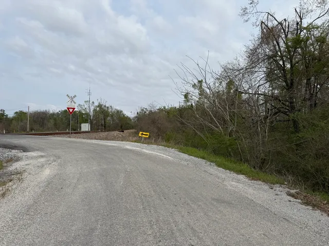 Charlie Kie Rd, Delhi, LA 71232