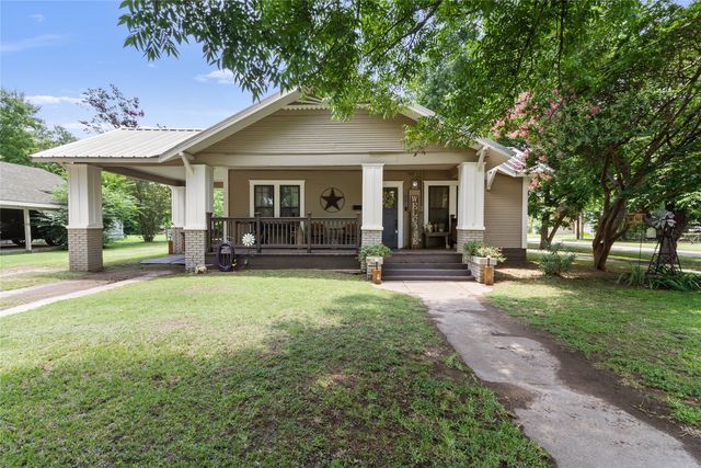 600 Elm St, Teague, TX 75860