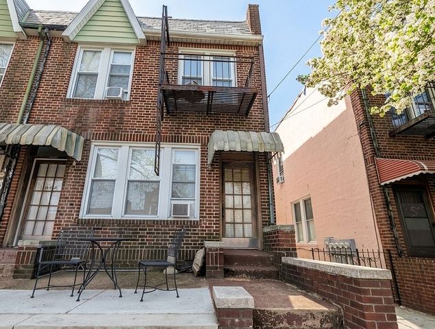 18-44 21st Dr #BLD, Astoria, NY 11105