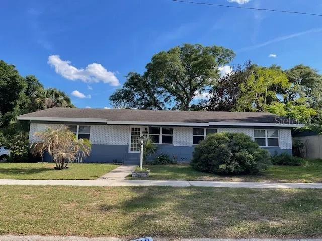 6800 Anoka Dr, Orlando, FL 32818