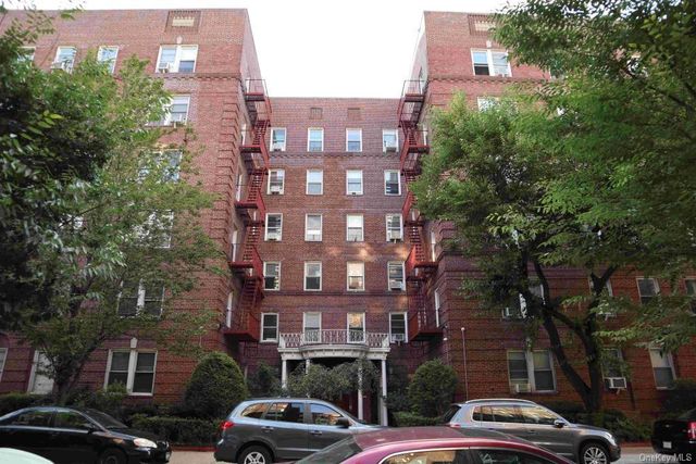 111-39 76th Rd UNIT A-6, Forest Hills, NY 11375