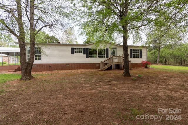 1269 Ring Tail Rd, Claremont, NC 28610