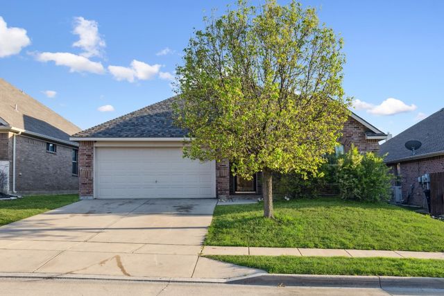 3908 Cloud Cover Rd, Fort Worth, TX 76109