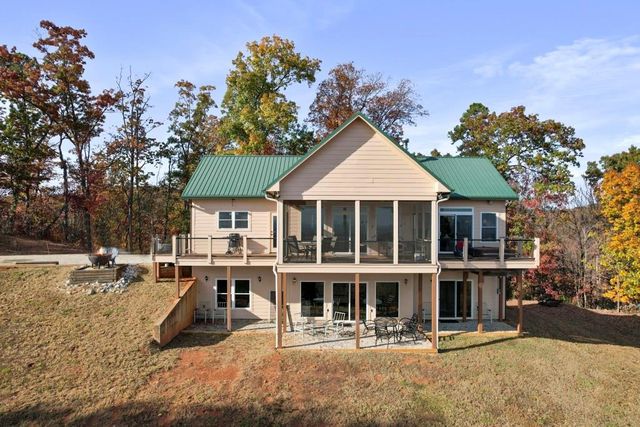 458 Grouse Haven Way, Walhalla, SC 29691