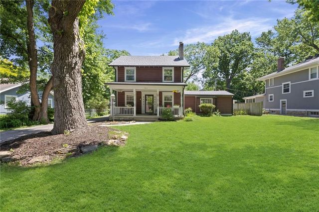 7317 Wyoming St, Kansas City, MO 64114