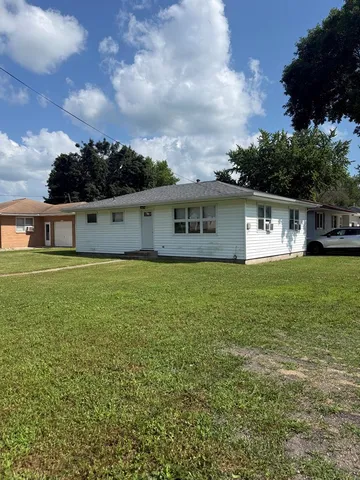 803 12th Ave, Manson, IA 50563