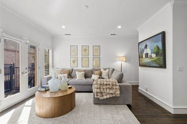 3439 McFarlin Blvd #6, University Park, TX 75205