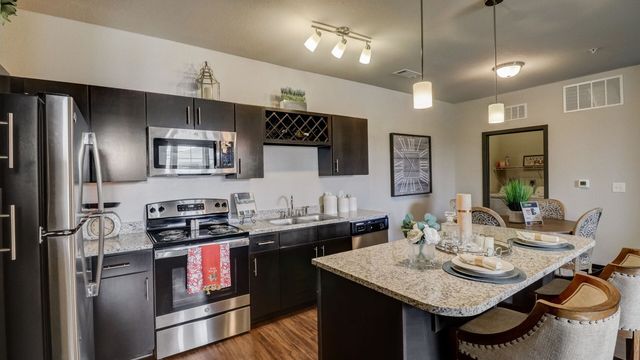 2151 Meeting St #7211, Lexington, KY 40509