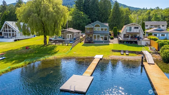 270 Shallow Shore Road, Bellingham, WA 98229