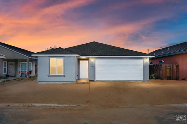 21183 Conklin Blvd, California City, CA 93505
