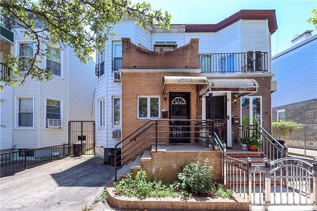 1744 70th St, Brooklyn, NY 11204