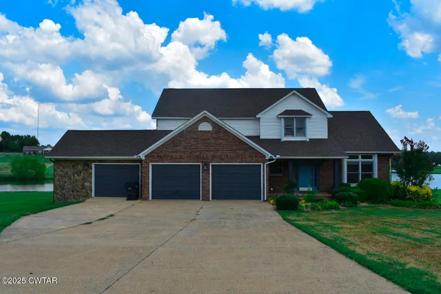 612 Wynridge Dr, Troy, TN 38260