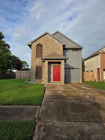 803 Whelton Dr, Pasadena, TX 77503