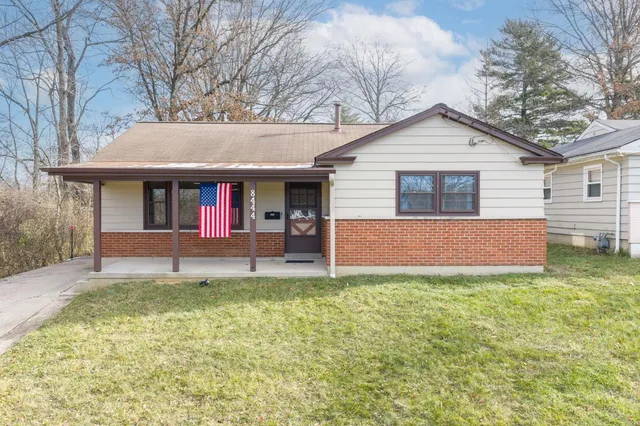 8444 Flamingo Ln, Cincinnati, OH 45239