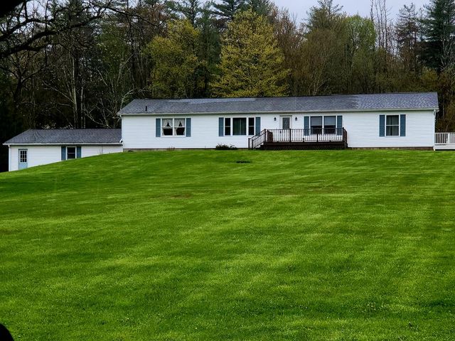 1203 Board Rd, Laceyville, PA 18623