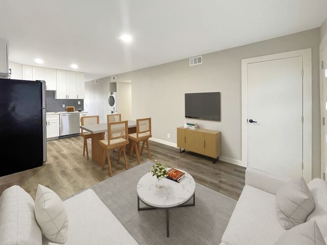 5003-5015 Sunset Trl, Austin, TX 78745