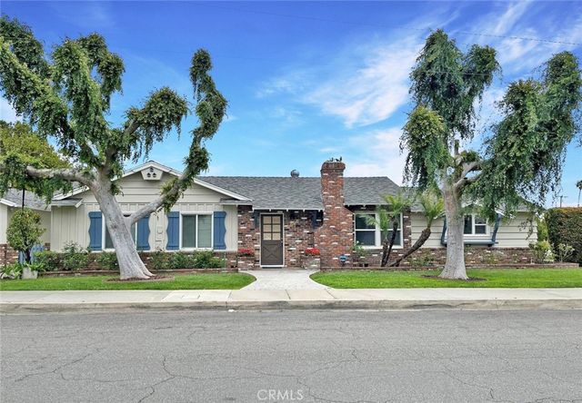 9403 Kennerly St, Temple City, CA 91780