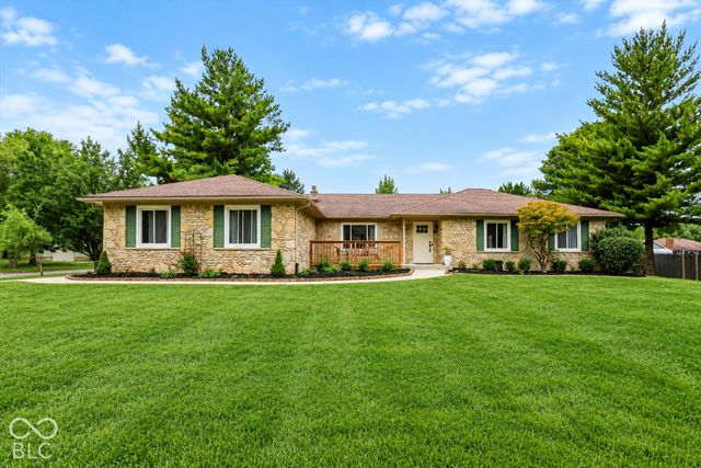 906 S  Haven Rd, Greenwood, IN 46143