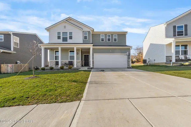 911 Triplett Cir, Shelbyville, KY 40065
