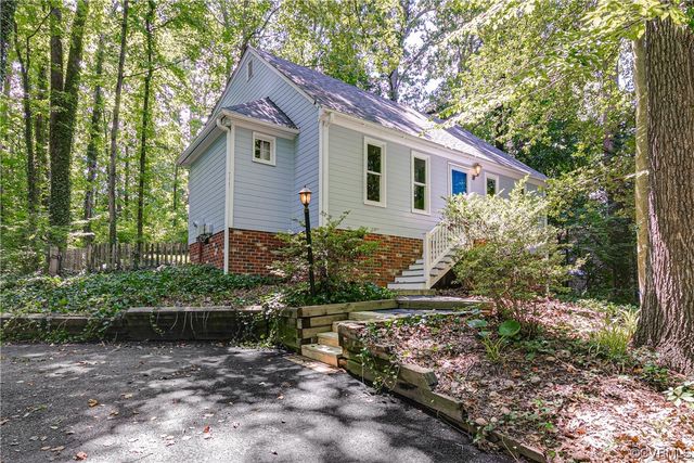 8407 Bayfield Dr, North Chesterfield, VA 23235