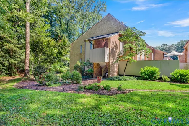 376 Merrimac Trl #111, Williamsburg, VA 23185