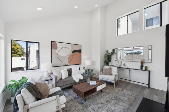 1 Appian Way #703-2, South San Francisco, CA 94080