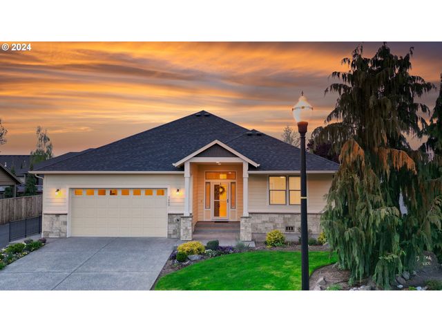 2600 NW 146th St, Vancouver, WA 98685