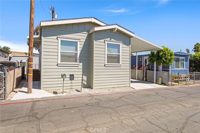 3319 Avalon St #39, Jurupa Valley, CA 92509