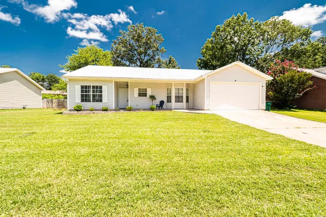 2624 Bambi Ln, El Dorado, AR 71730