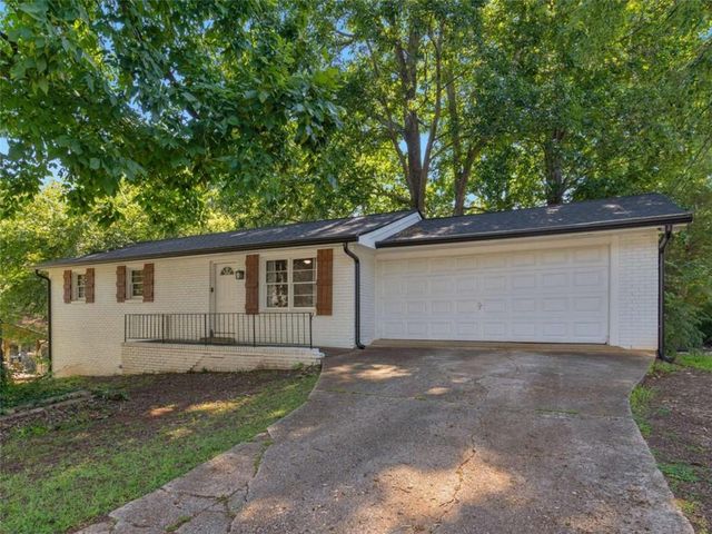 3790 Sweetbriar Cir, Lithia Springs, GA 30122