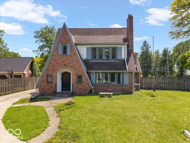 325 Winding Way, Anderson, IN 46011