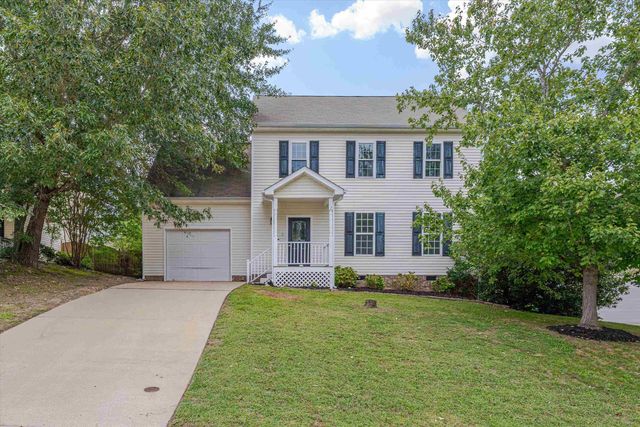 3805 Blue Blossom Dr, Raleigh, NC 27616