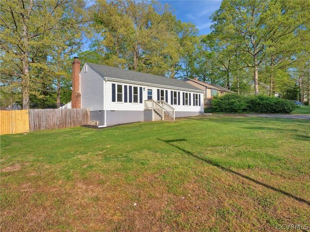 9901 Post Horn Dr, North Chesterfield, VA 23237