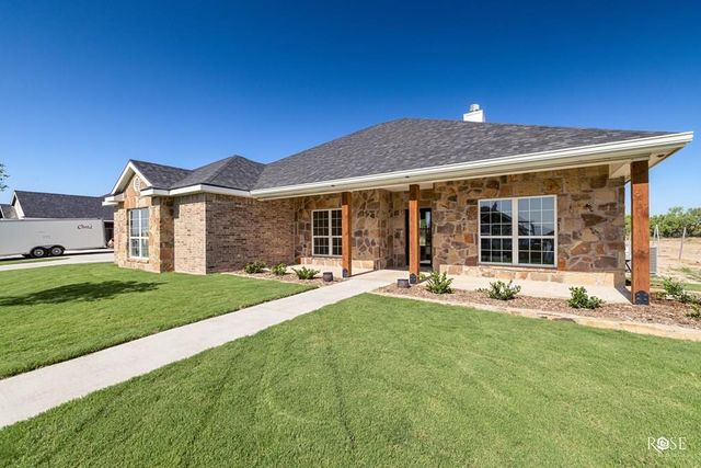 4525 Old Stone Dr, San Angelo, TX 76904