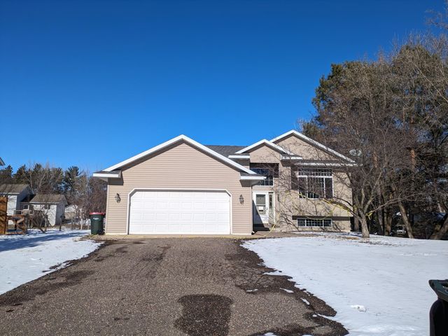 9518 River Forest Dr, Monticello, MN 55362