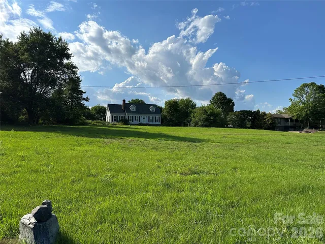7650 Rocky River Rd, Concord, NC 28025