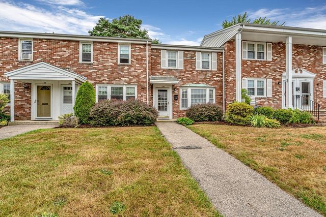 130 Coventry Cir #130, Brockton, MA 02301