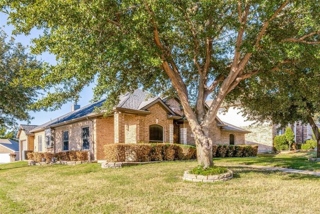 627 Dover Heights Trl, Mansfield, TX 76063