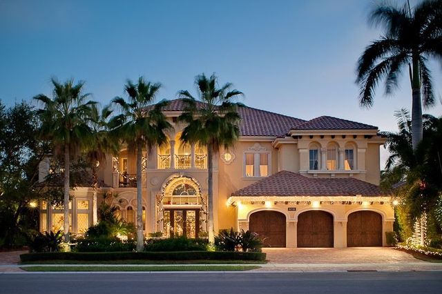 686 Hermitage Cir, Palm Beach Gardens, FL 33410