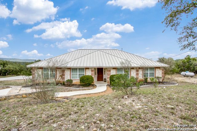 Simple Apartments For Rent In Pipe Creek Texas for Large Space
