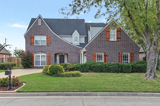 8511 S  100th Pl E, Tulsa, OK 74133