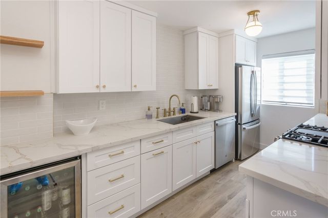 3932 N  Virginia Rd #201, Long Beach, CA 90807