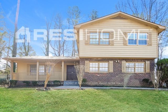 3491 Albatross Ct, Decatur, GA 30034