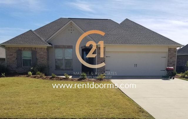211 Buttonwood Ln, Canton, MS 39046