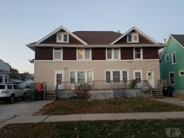 207 W Grant St, Marshalltown, IA 50158 | Trulia