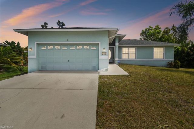 6330 Emerald Bay Ct, Fort Myers, FL 33908