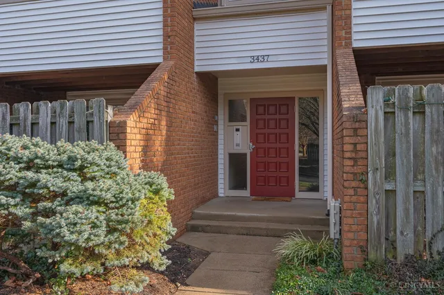 3437 Traskwood Cir #D, Cincinnati, OH 45208