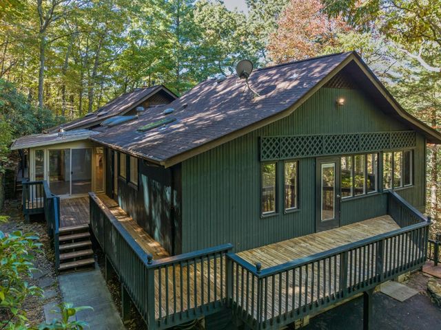 55 Covewood Rd, Asheville, NC 28805
