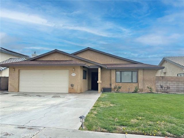 27539 Silver Lakes Pkwy, Helendale, CA 92342